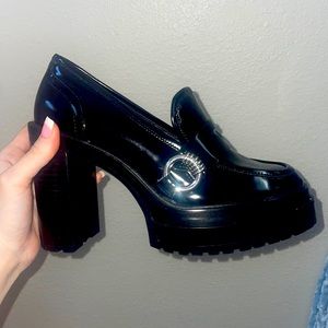 Women’s platform boots